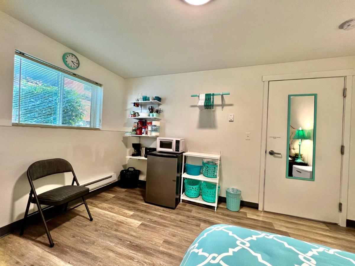 Private Room With Shared Bathroom On The 1St Floor 10 Minutes Walk To University Of Washington Seattle Dış mekan fotoğraf