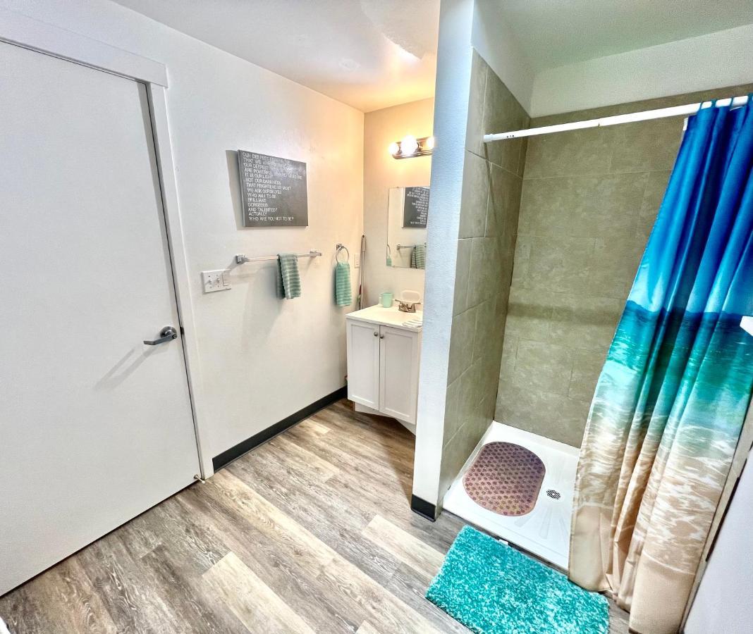 Private Room With Shared Bathroom On The 1St Floor 10 Minutes Walk To University Of Washington Seattle Dış mekan fotoğraf
