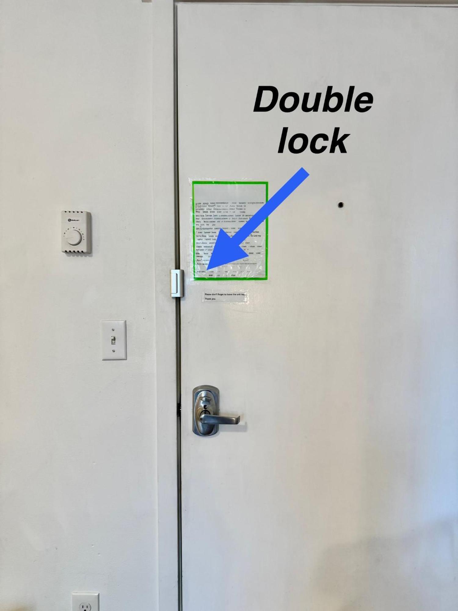 Private Room With Shared Bathroom On The 1St Floor 10 Minutes Walk To University Of Washington Seattle Dış mekan fotoğraf